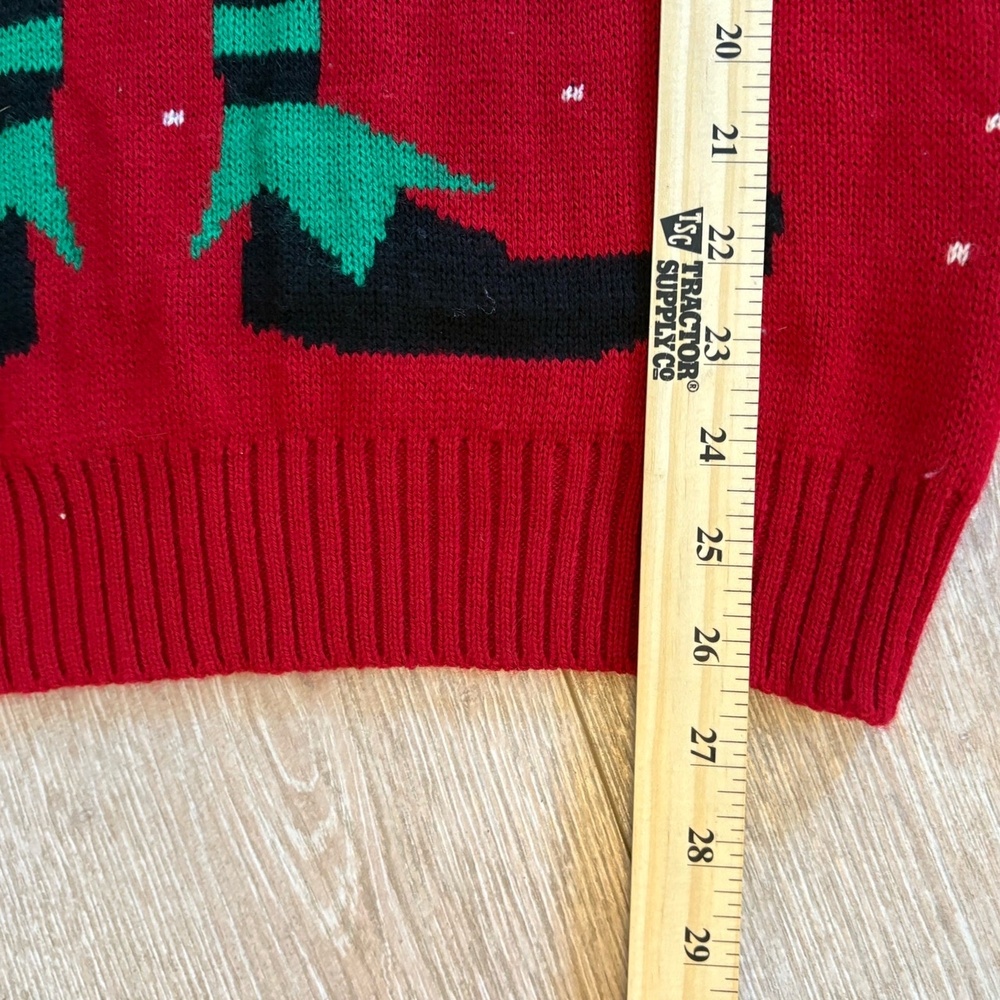Design London Sweater  Sz Large Red Christmas Elf Design Crew Neck Festive - Picture 6 of 8